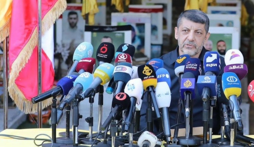 الشهيد محمد عفيف أثناء إعلانه عن تبني حزب الله للعملية